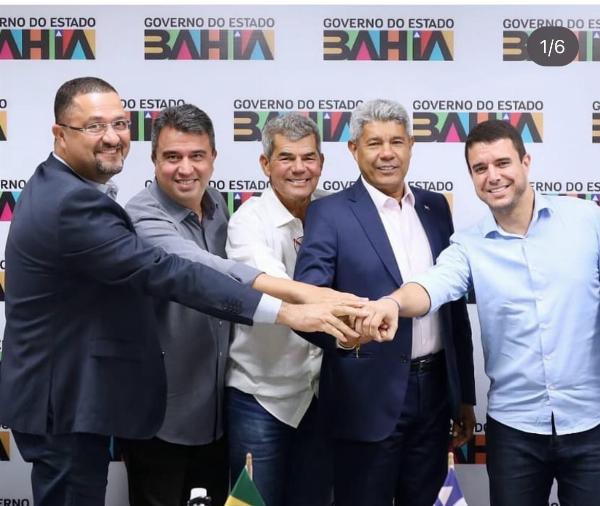 Reunião define união entre Cyro Novais e Gika Lopes na eleição 2024 em Serrinha