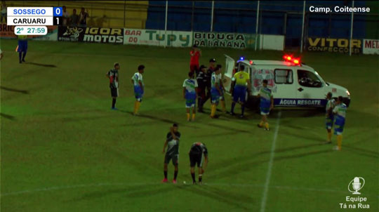 COITÉ- Torcedor fica ferido ao cair de 4 metros  e jogador desmaia durante jogo de futebOL