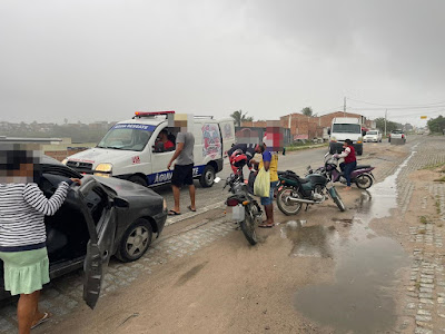 COITÉ / RIACHÃO - Homem de 70 anos fica ferido após se envolver em acidente entre moto e carro na BA-120